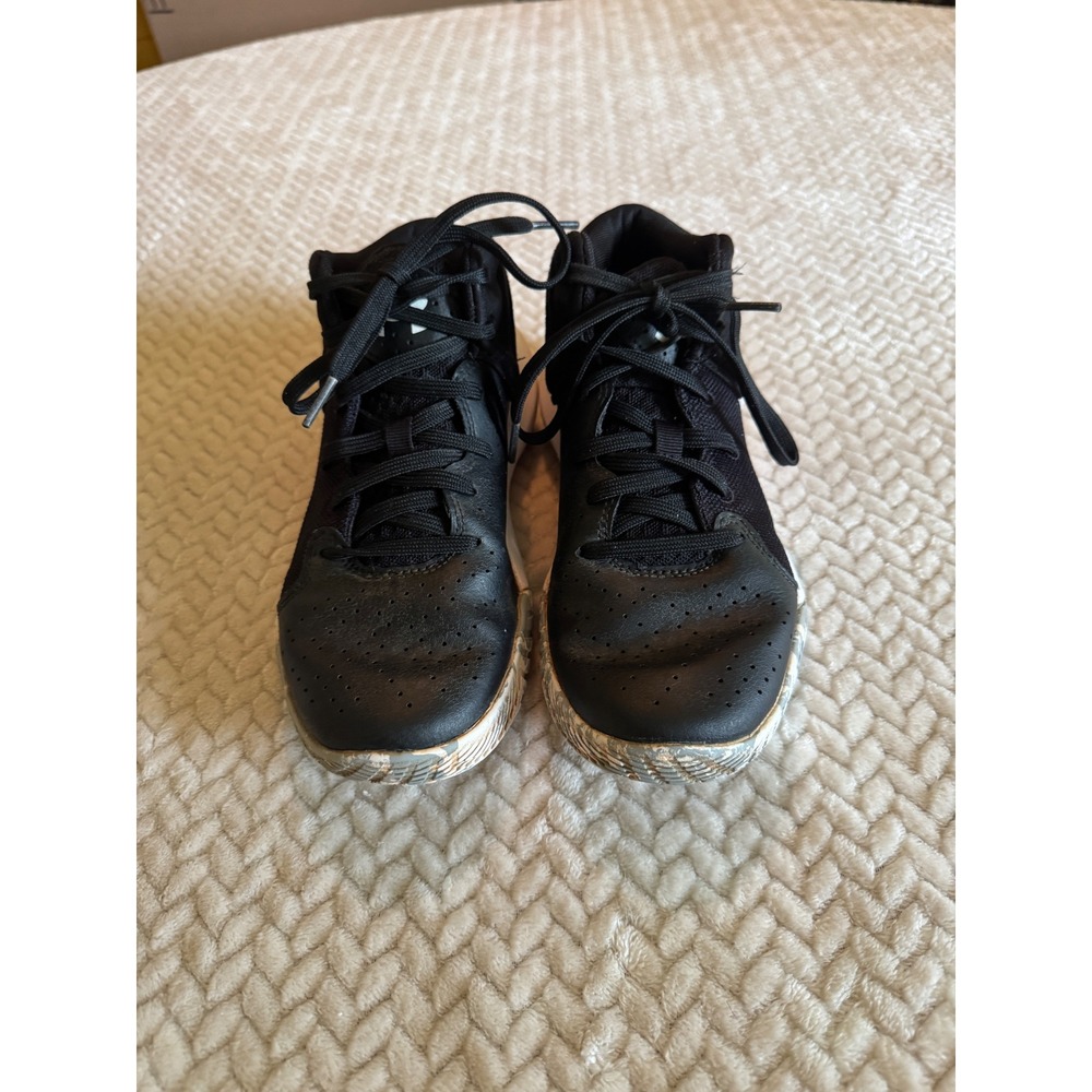 Under Armour Jet 21 Black White Kids Basketball Shoes 3024794-001 Size 4Y